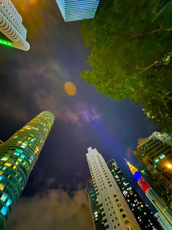 Vortex Suites Klcc By Rr Kuala Lumpur Exterior photo